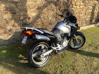 Honda Varadero 125 XL - 3