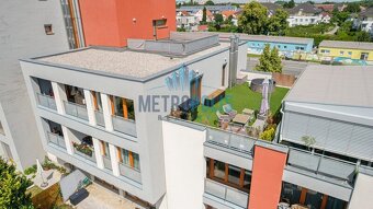 Prostorný a světlý byt 3+kk s obrovskou terasou, balkónem, p - 3