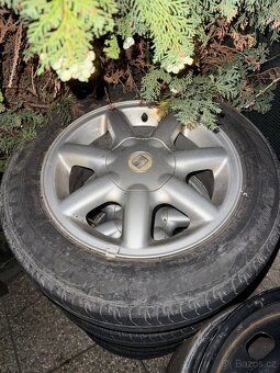 Disky Ford a Seat - 3