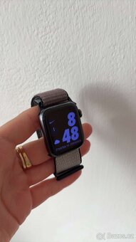 Apple Watch SE 2020 40mm plně funkční - 3