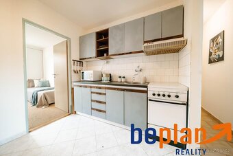Pronájem pokojů, Praha 8, Molákova - 3