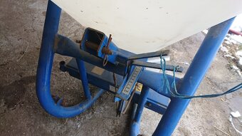 Rozmetadlo průmyslových hnojiv - 3