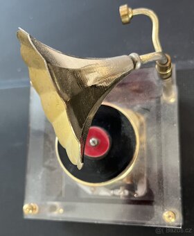 MALÁ HRACÍ SKŘÍŇKA - 3