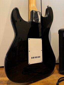 Electrical Guitar QTX + Amplifier - 3