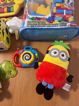 Mix hraček pro nejmenší - 3