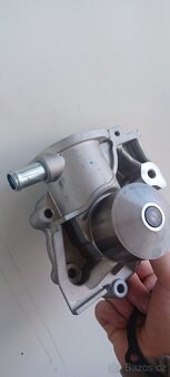 Voní pumpa Subaru forester - 3