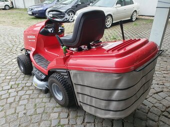 Honda HF 2417 - 3