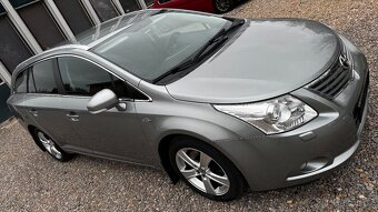 Toyota Avensis 2.2d 110kw automat, navi, kombi - 3