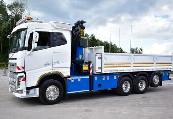 Volvo FH 16.550 - 8x4 – Sklápěč/Valník + HR-PALFINGER PK 340 - 3