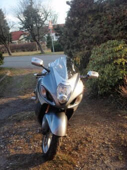 Suzuki Hayabusa - 3