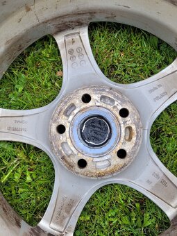 Prodam 4x ALU R17 - 3