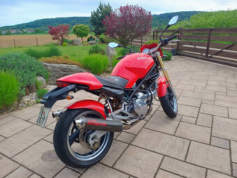Ducati Monster 750 - 3