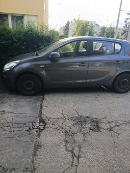 Hyundai i20 83500km - 3