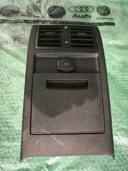VW Caddy/VW Touran zadní ventilace+držák nápojů-TOP - 3