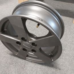 Sada litých kol 6Jx15 ET40, rozteč 5x114,3 - 3