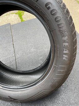 Pneumatiky 255/55/R19 107v Good year vector4seasons - 3