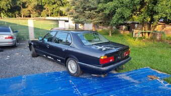 BMW E32 750i 12 knedlíků - 3