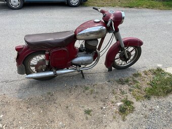 Jawa 250 - 3