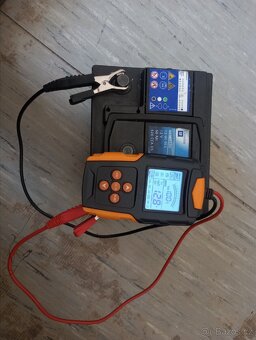 Autobaterie Genuine 50Ah - 3