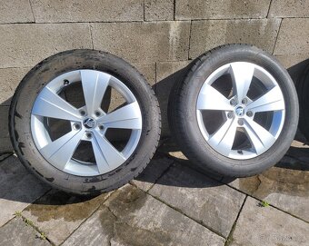 Letní sada R17 superb 5x112 215/55/17 - 3