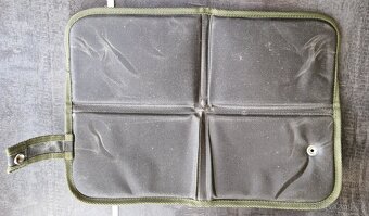Sedátko skládací JUBÖ Bushcraft WAXED Seat Pad - zelené - 3