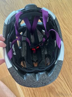 Detska helma Abus Rookie top stav a rukavice - 3