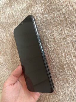 iPhone 11 Pro - 3