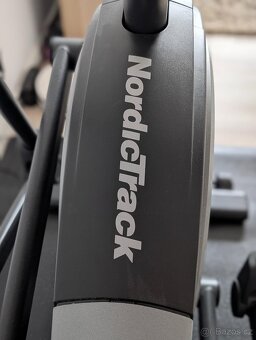 Eliptický trenažér NordicTrack C5.5 - 3
