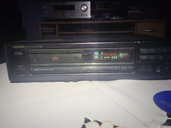 Onkyo Onkyo Compact Disc Player RI - 3