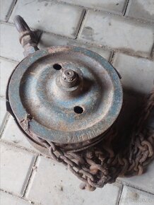 Prodám řetězový zvedák - 3