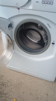 Pracka Ariston AVF 129 - 3