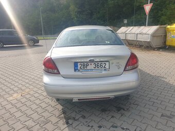 Ford Taurus 3.0 benzín V6 USA - 3