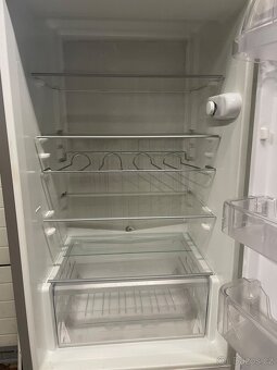 Prodám lednici Whirlpool - 3