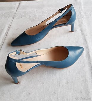 Dámské modré lodičky – značka Baťa - 3