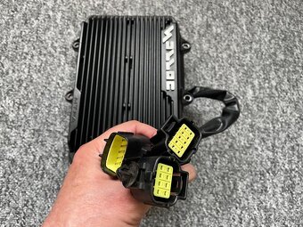 Controler-řídící jednotka SurRon UltraBee - 3
