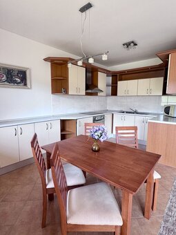 Prodej zánovního RD 3kk, 90m2, obklopen přírodou a klidem, n - 3