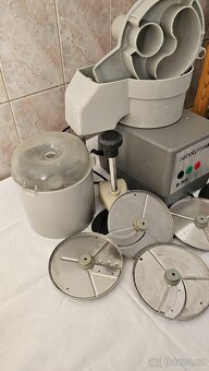 ROBOT COUPE R301 krouhač zeleniny + kutr - 3