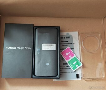 Zánovní Honor Magic7 Pro nejlepší fotomobil na českém trhu - 3