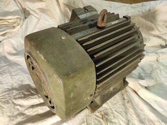Prodám elektromotor 3kW - 3