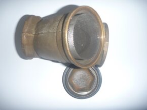 Filtr šikmý mosazný 2 1/2“ s nerezovým sítkem - 3