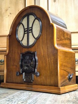 Starožitné rádio Telefunken 341WL, 1931/32, velká kaplička - 3