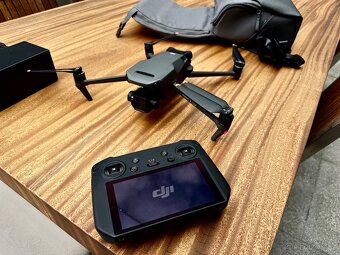 DJI Mavic 3 Cine Fly More Combo - 3