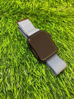 Apple watch SE 2.gen - 44mm, pěkný stav - 3
