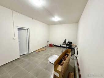 Pronájem výrobní haly, prostoru 349 m² Libušina, Kladno - 3