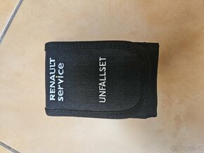 Sada pro případ nehody Renault - 3