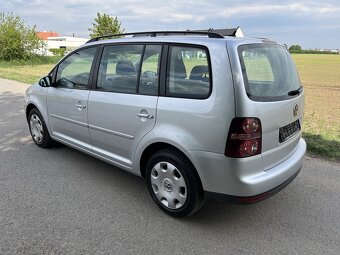 Volkswagen Touran 1.4tsi 103KW, naj. 132 tis km, 7 mist - 3