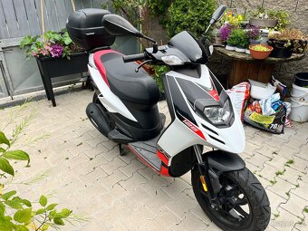 Aprilia SR 125 MOTARD - 3