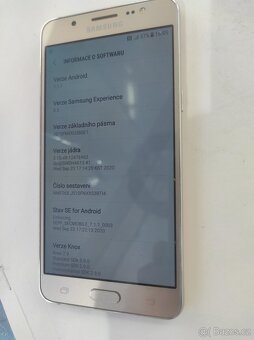 Mobil Samsung stříbrný - 3
