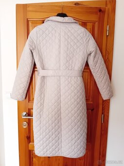 Kabát prošívaný Mohito v.36 béžový - 3