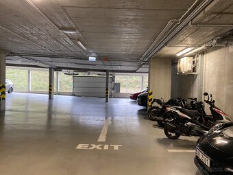 Garazove stani Harfa,Cerpadlova - 3